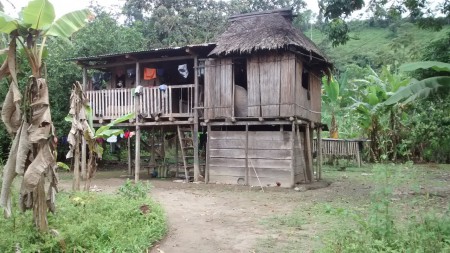 Casas en el Resguardo de San Carlos Mpio de Santa Rosa Cauca